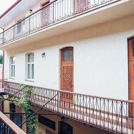 אוזהורוד Wonderful Flat On City Center מראה חיצוני תמונה