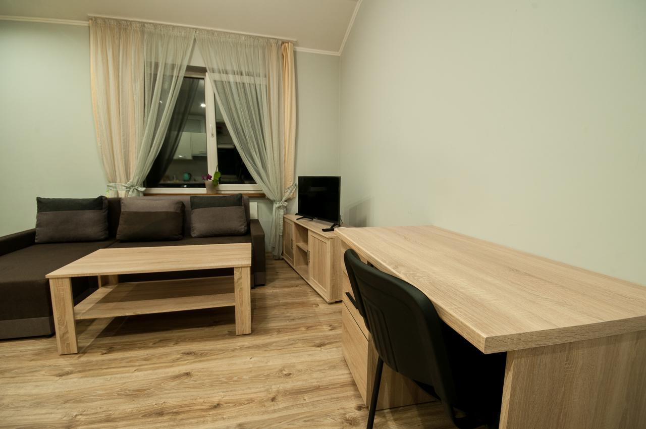 אוזהורוד Wonderful Flat On City Center מראה חיצוני תמונה