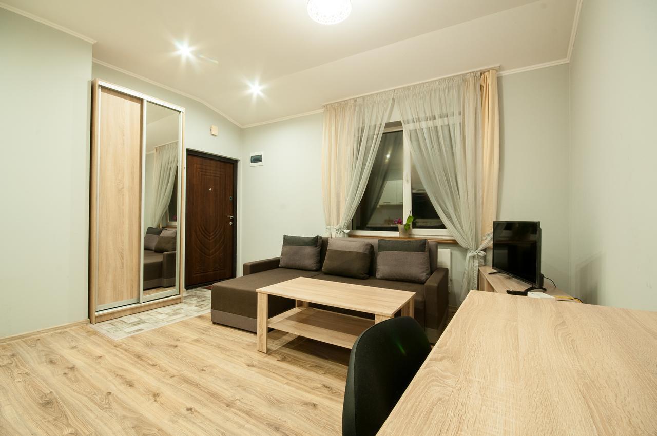 אוזהורוד Wonderful Flat On City Center מראה חיצוני תמונה